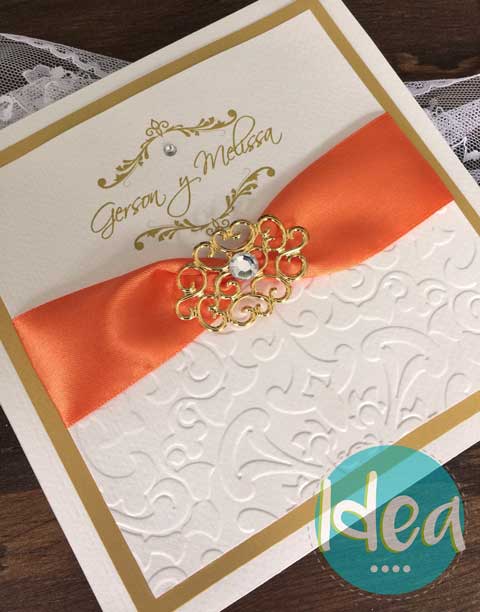 Invitación de Boda en colores dorado, ivory y naranja.